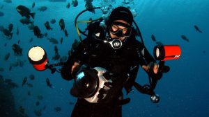 Under water photographer